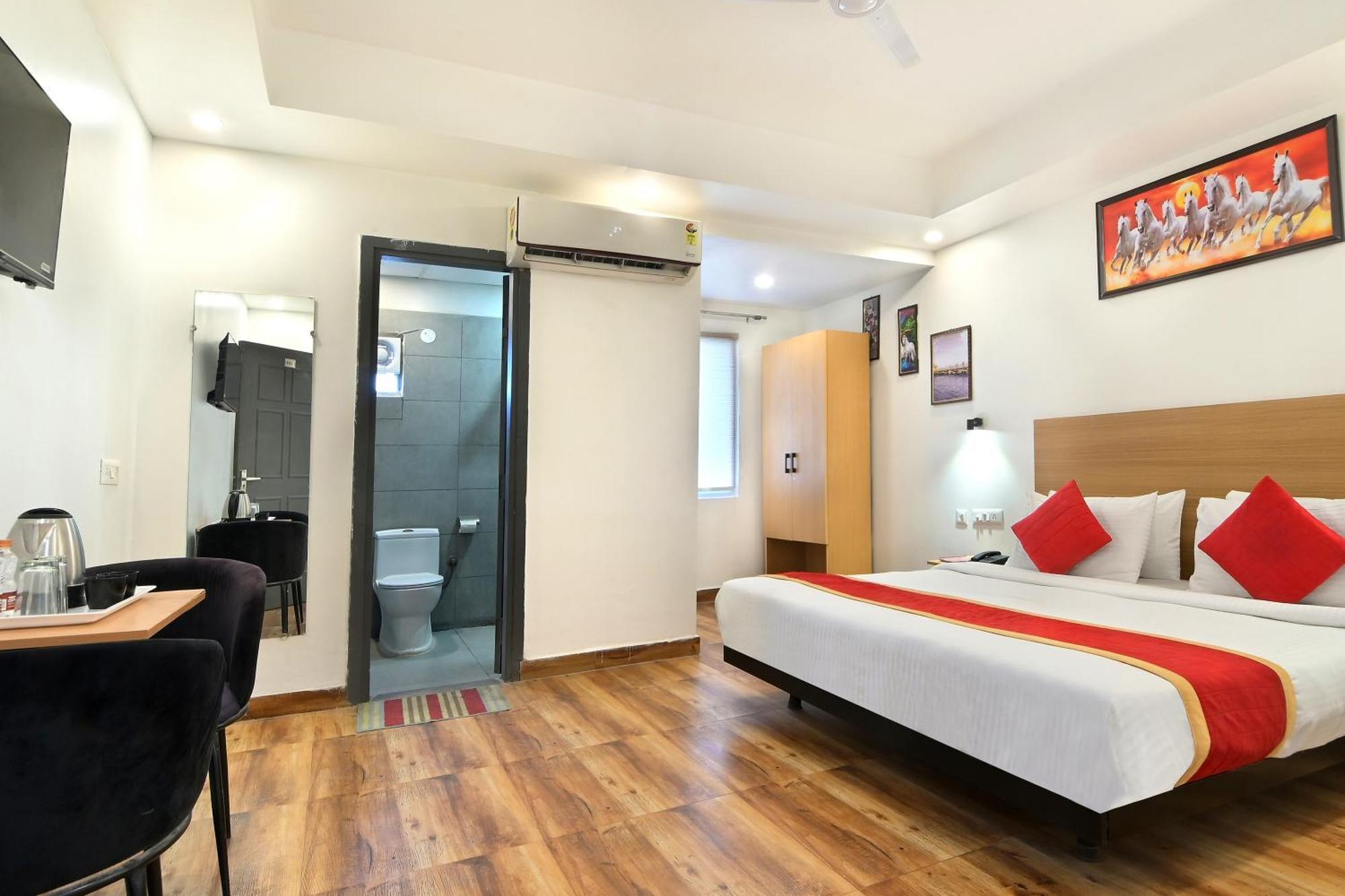 Hotel Red York By Byob Hotels Noida Extérieur photo