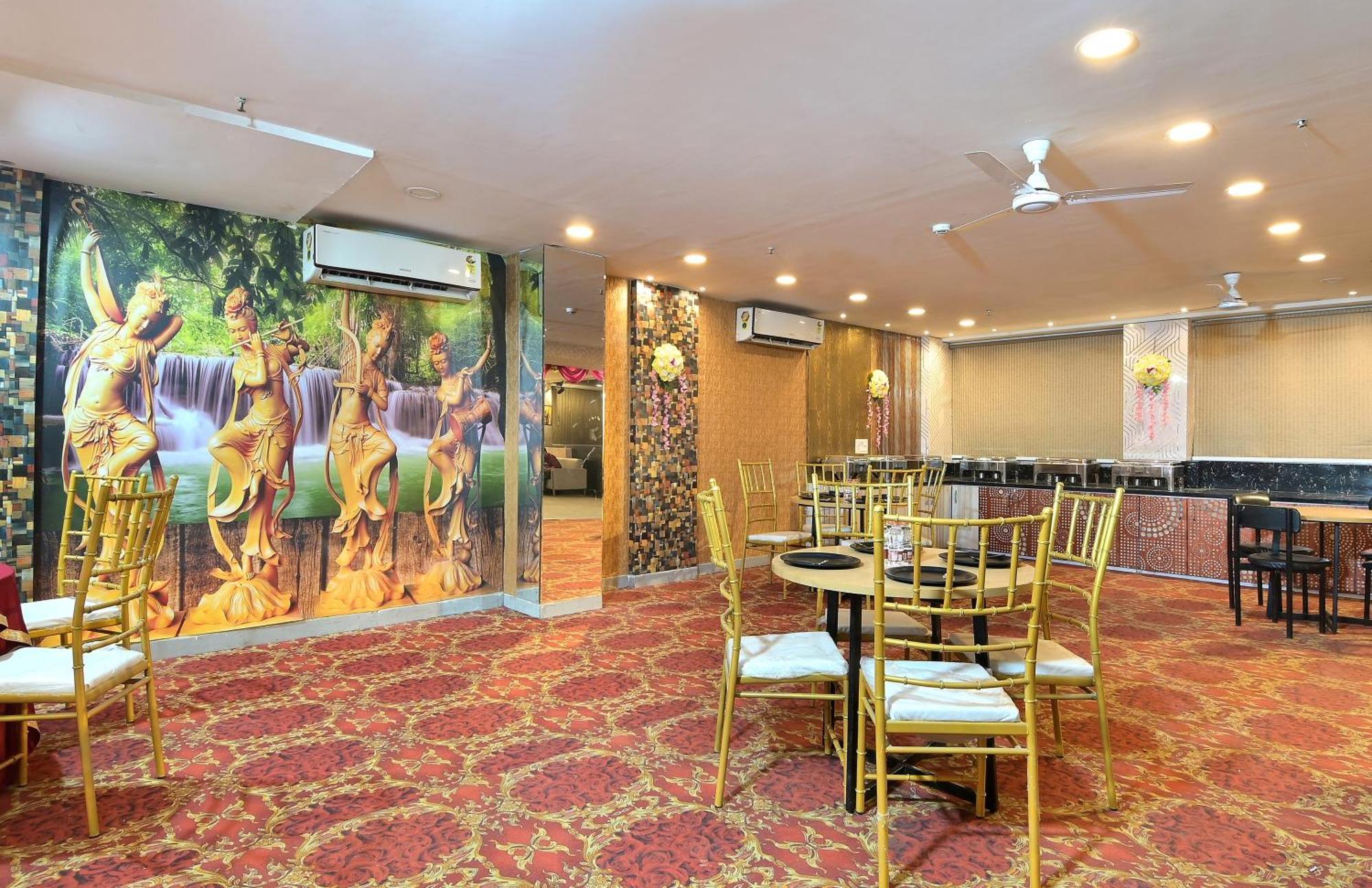 Hotel Red York By Byob Hotels Noida Extérieur photo