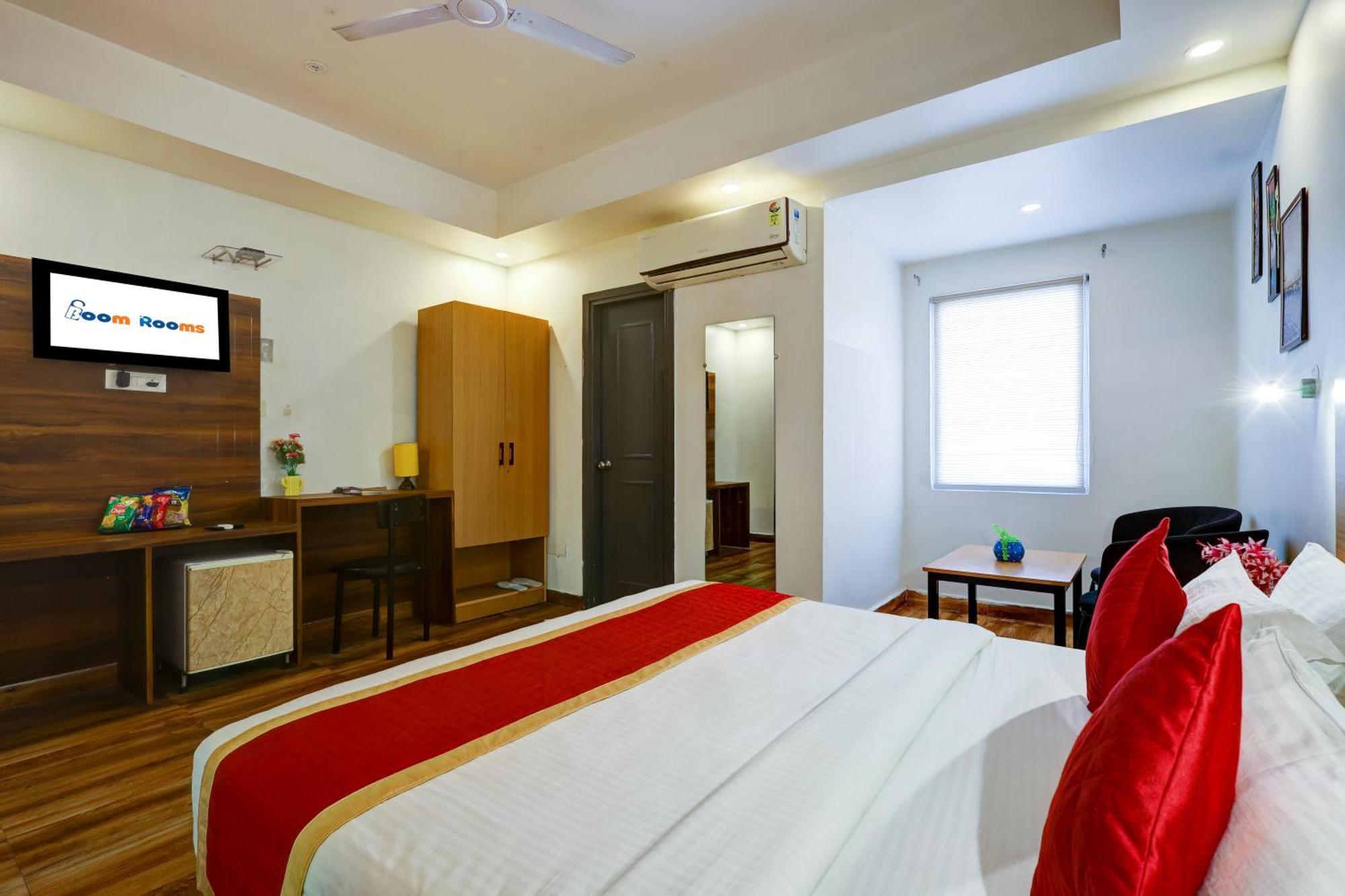 Hotel Red York By Byob Hotels Noida Extérieur photo